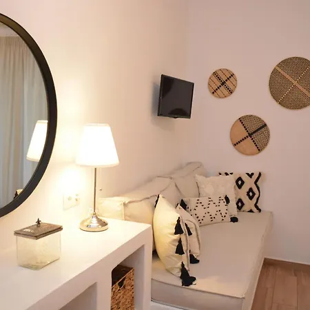 Patmos Little *